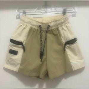 Bearded Goat Hiking Shorts Size XS in Tan & Cream
